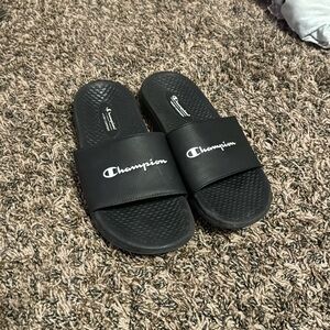 Lightly Used Champion Slides (BLACK)